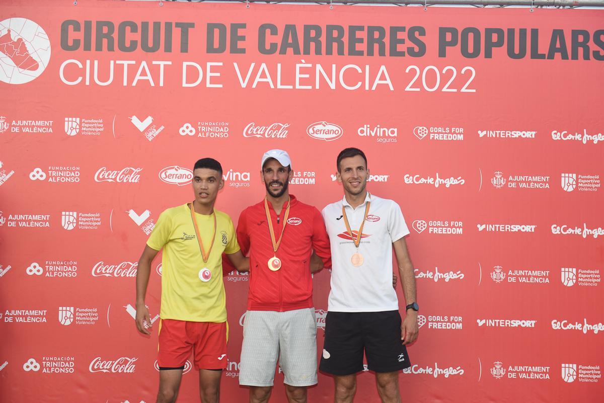 El ganador Jorge Peris Venancio y el resto del podio