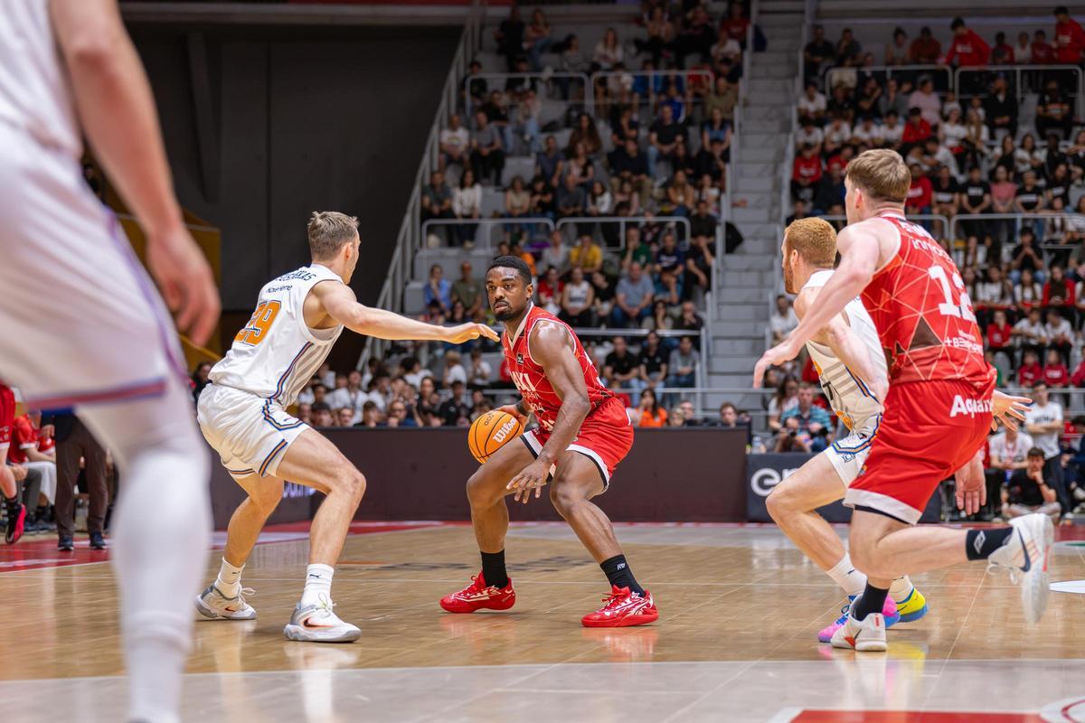 Totes les fotos del Bàsquet Girona-Baxi Manresa
