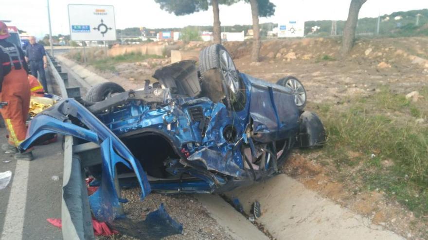 El turismo accidentado en Torrent.