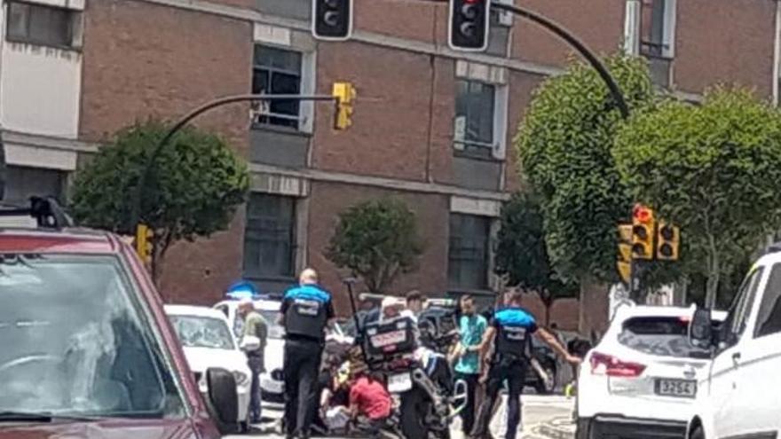 Atropellan a una niña de 14 años en Gijón