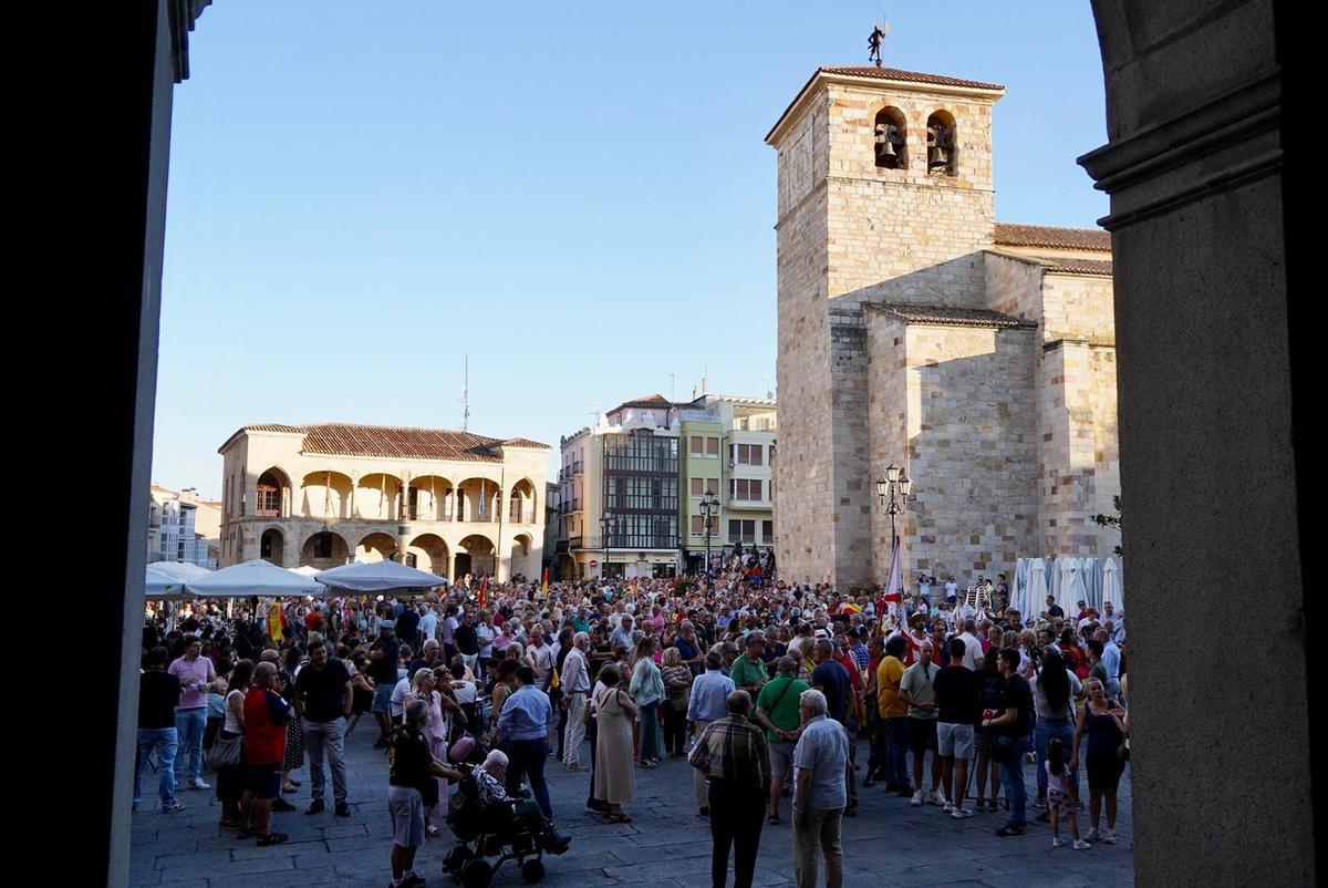 Concentración en Zamora por Ceuta Concentración en Zamora por Ceuta