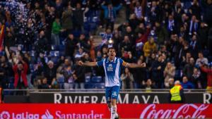 Víctor Sánchez celebra el gol del Espanyol ante el Villarreal.