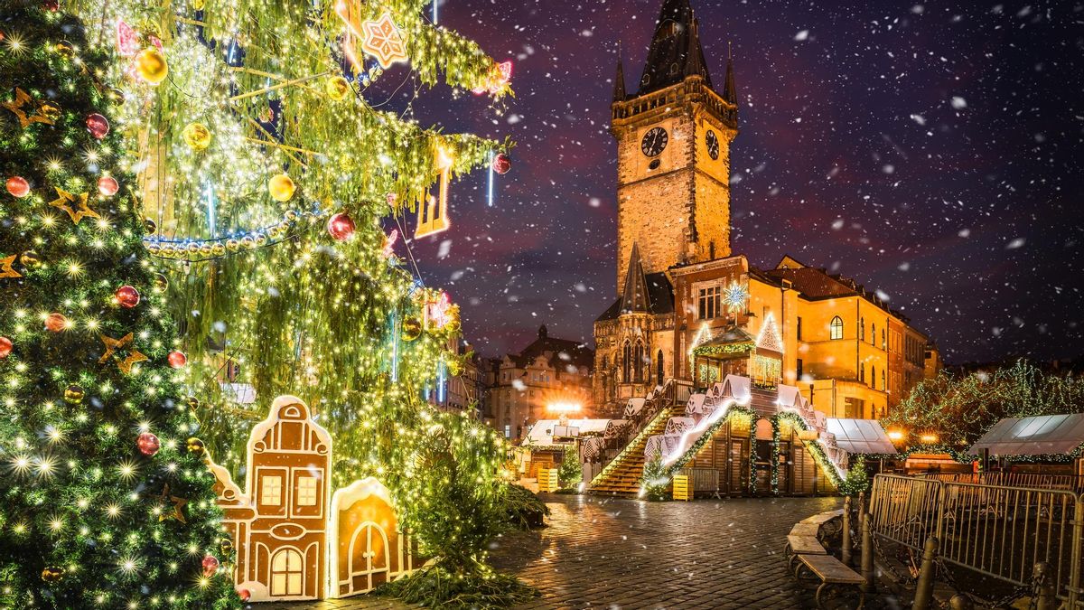 El recorrido por los mercadillos navideños más mágicos de Praga
