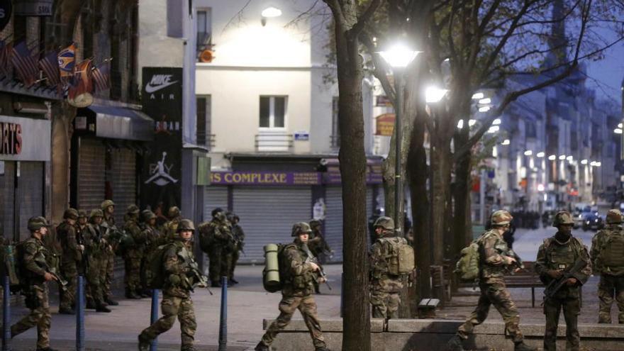 Acaba l&#039;assalt policial a París amb dos terroristes morts i set detinguts