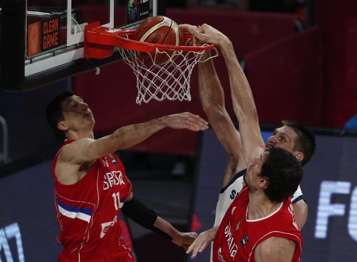 Final del Eurobasket2 2017: Eslovenia - Serbia