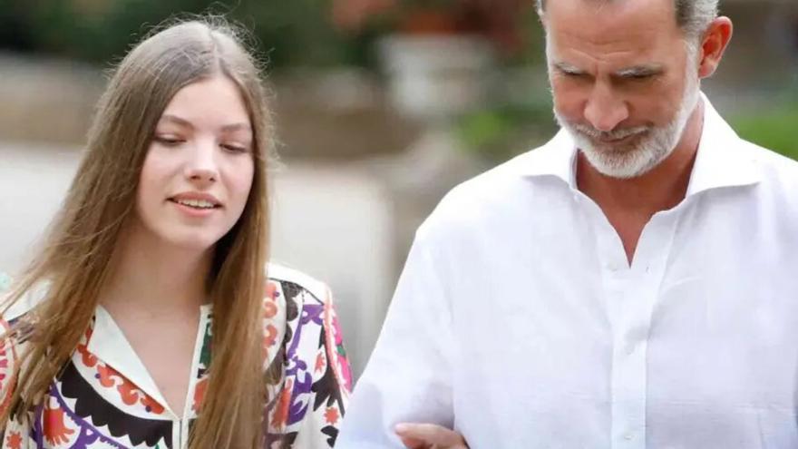 Así es el vestido étnico de la infanta Sofía que enloquece a las &#039;influencers&#039; (y está volando)