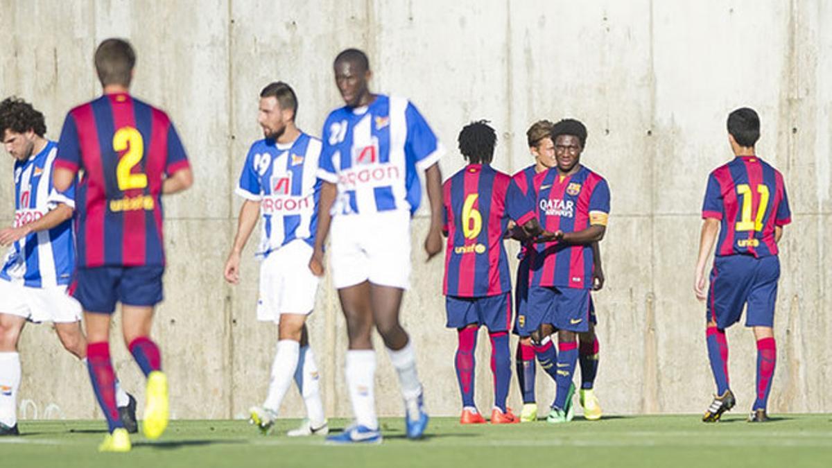 Dongou celebra el primer gol de la temporada del Barça B