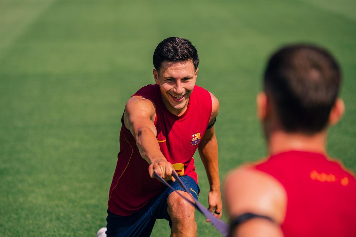 Las mejores imágenes del primer entrenamiento del FC Barcelona para preparar la temporada 2026/27