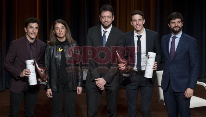 Marc y Àlex Márquez junto a la consellera Meritxell Budó, Ernest Folch y  Gerard Esteva