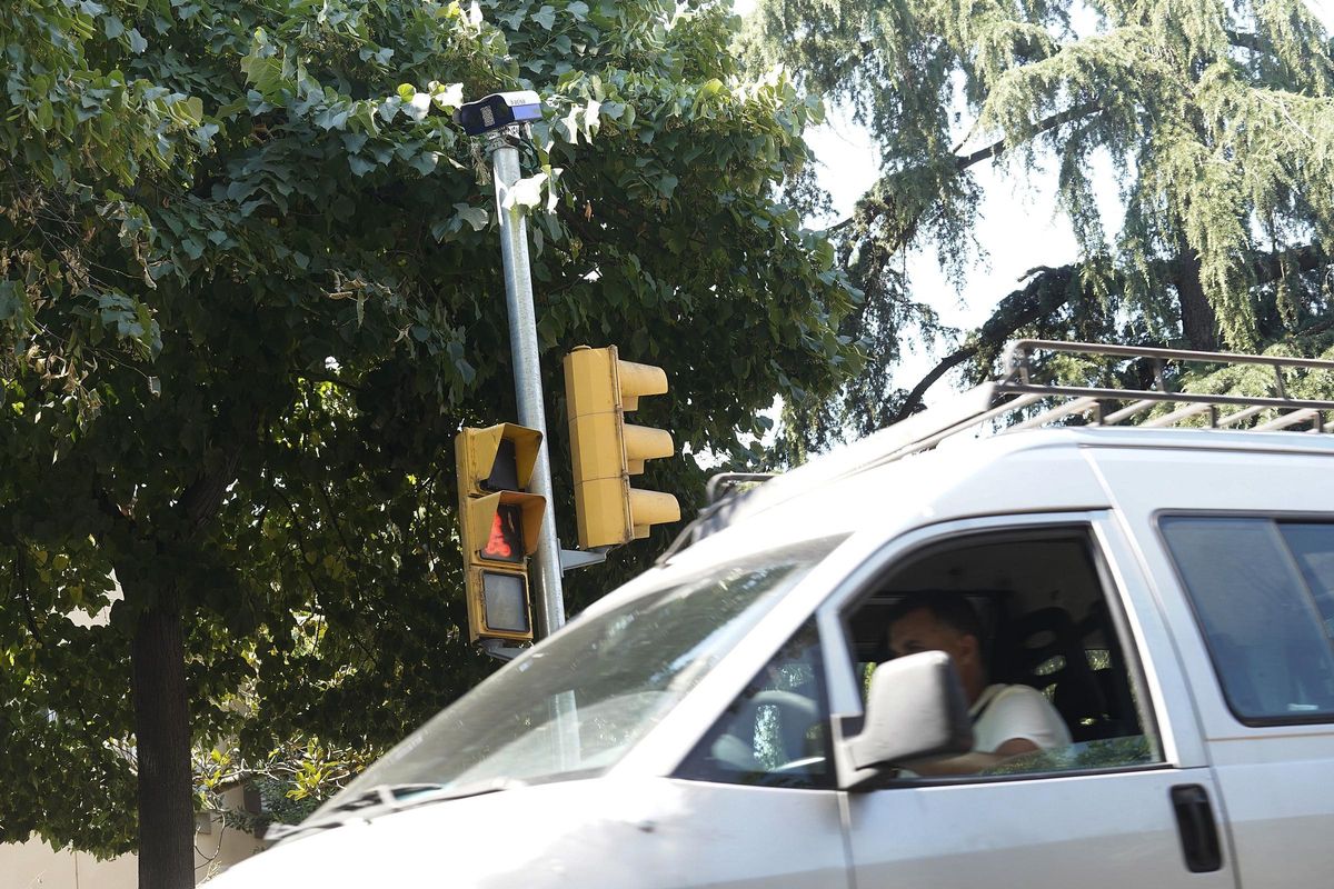 El radar al carrer del riu Güell.