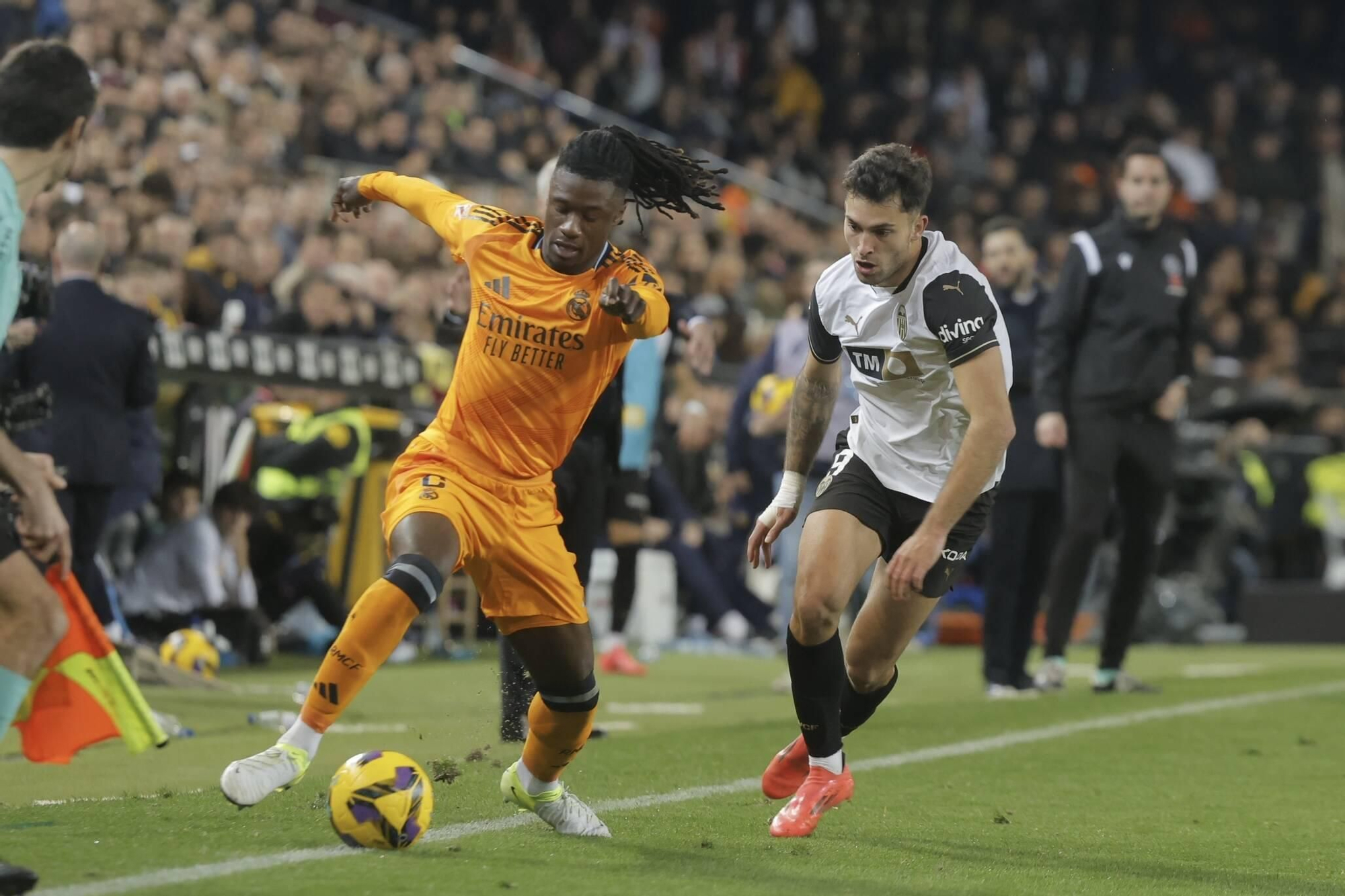 Las mejores fotos del partido entre el Valencia y el Real Madrid