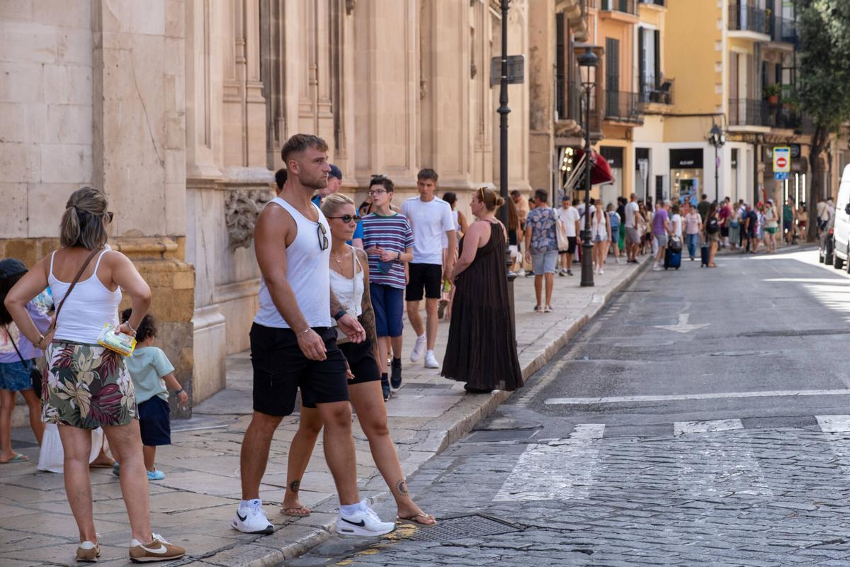 El centro de Palma, lleno de turistas