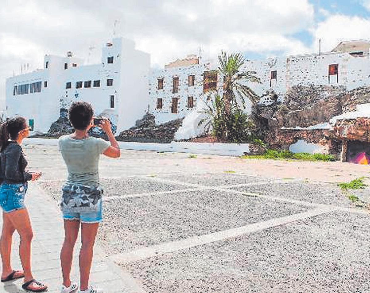Imagen de las casas históricas de La Cornisa, del viejo Puerto Cabras.