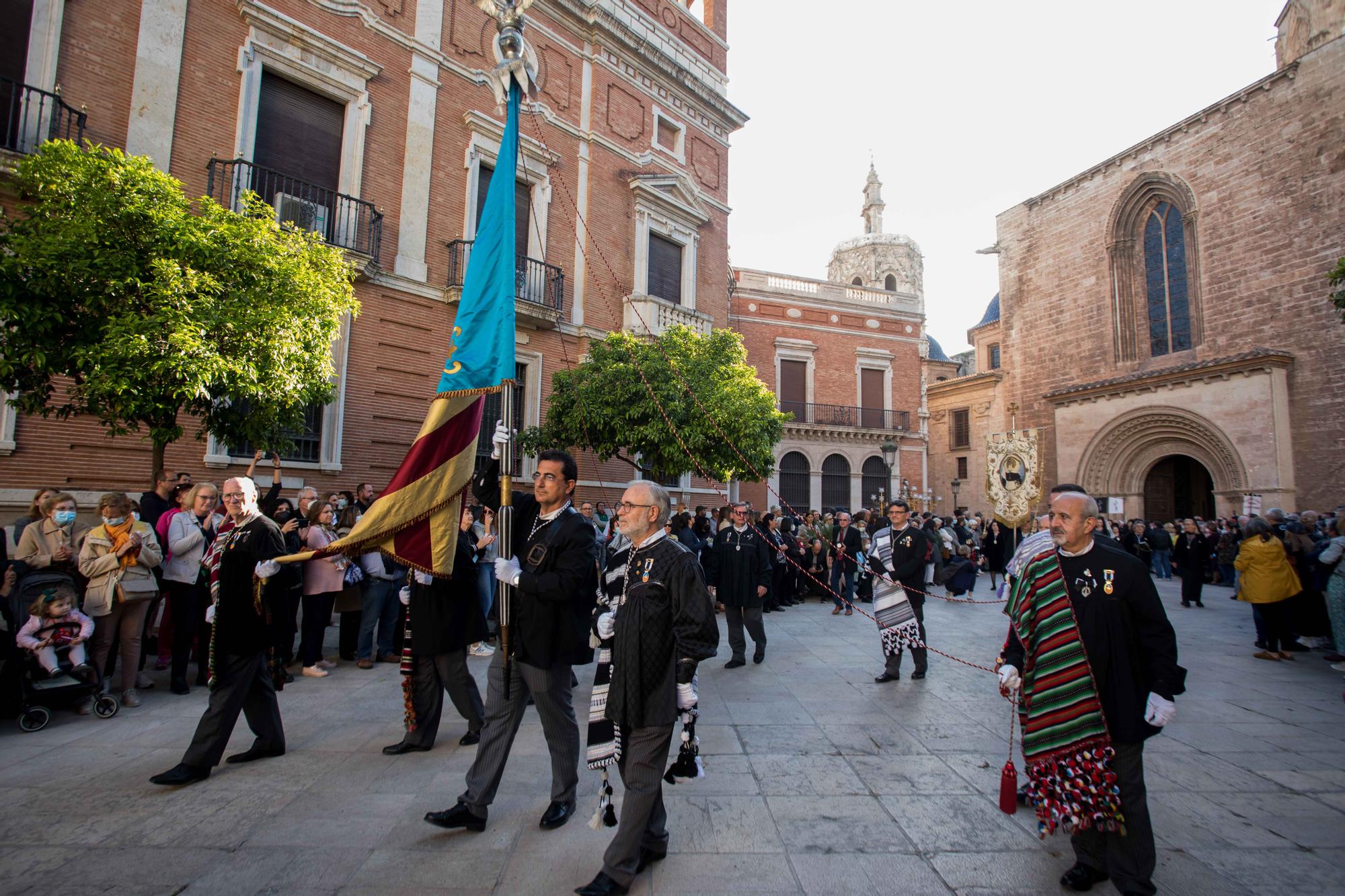 La procesión general de San Vicente recorre el centro de la ciudad