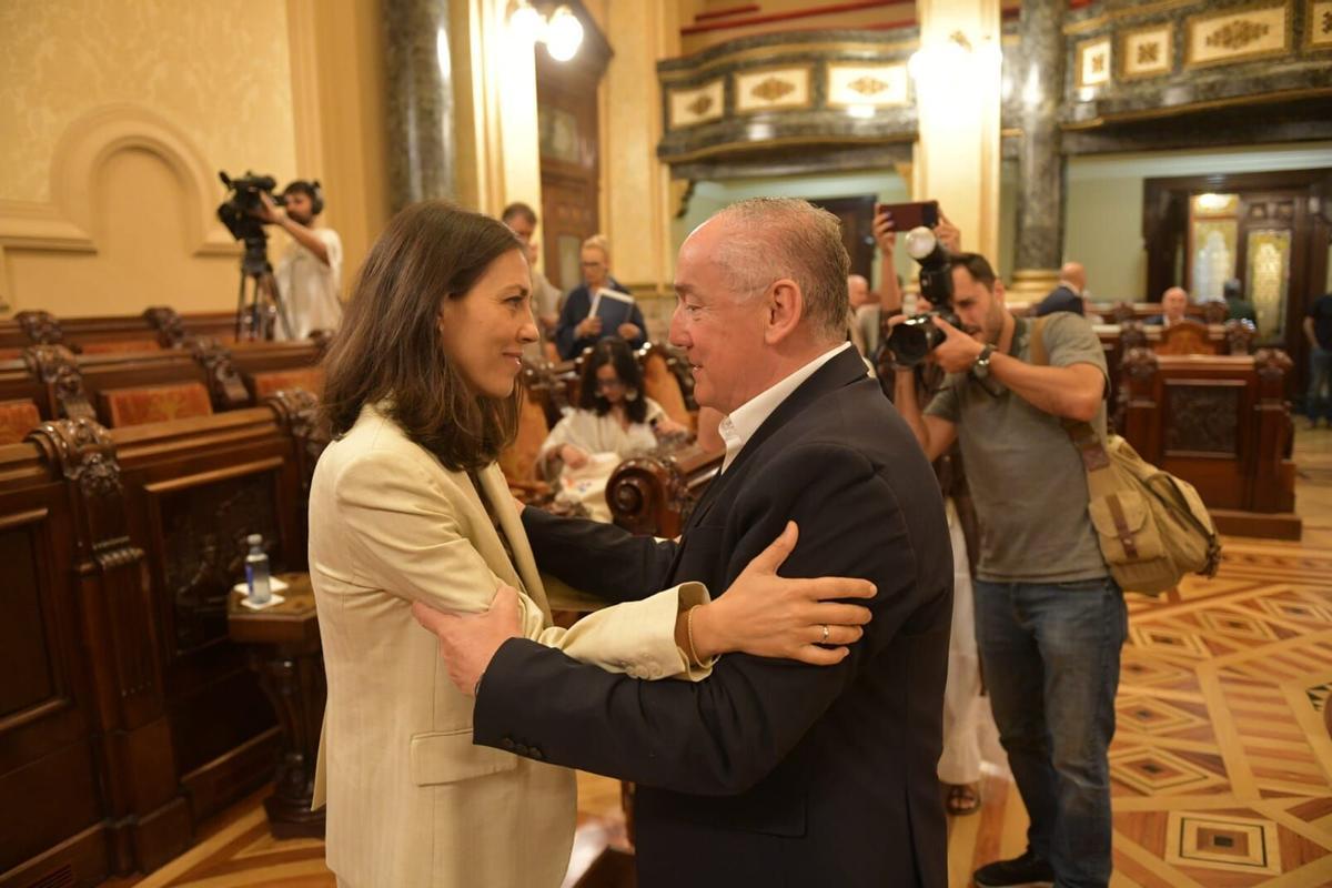 La concejala del PSOE en A Coruña Noemí Díaz, en el pleno municipal de julio, en el que se ha tomado conocimiento de su renuncia como edil.
