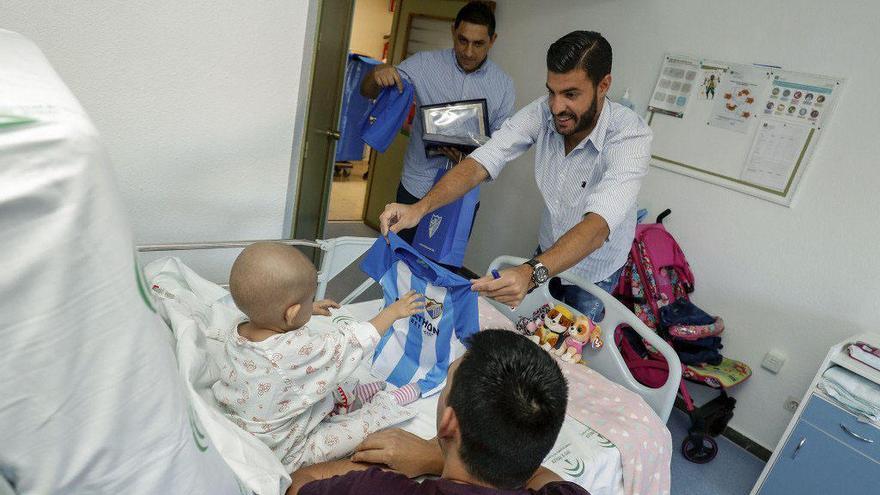 Miguel Torres visitó el Hospital Materno Infantil