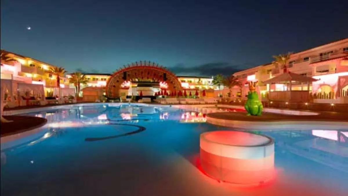Paga la cuenta del hotel con un dedo