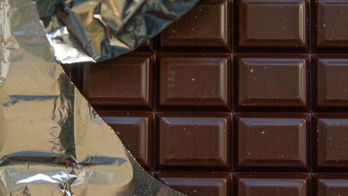 Las mejores tabletas de chocolate negro por menos de 1 euro, según