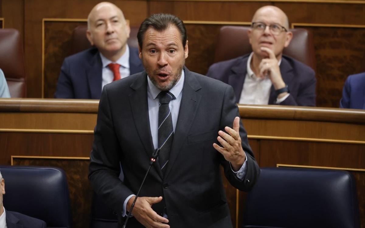 Óscar Puente, ministro de Transportes y Movilidad Sostenible, cuyo departamento gestiona las ayudas a la prejubilación para transportistas autónomos.