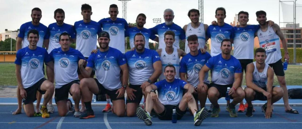 El equipo de División de Honor de la Gimnástica tras la victoria en Madrid.