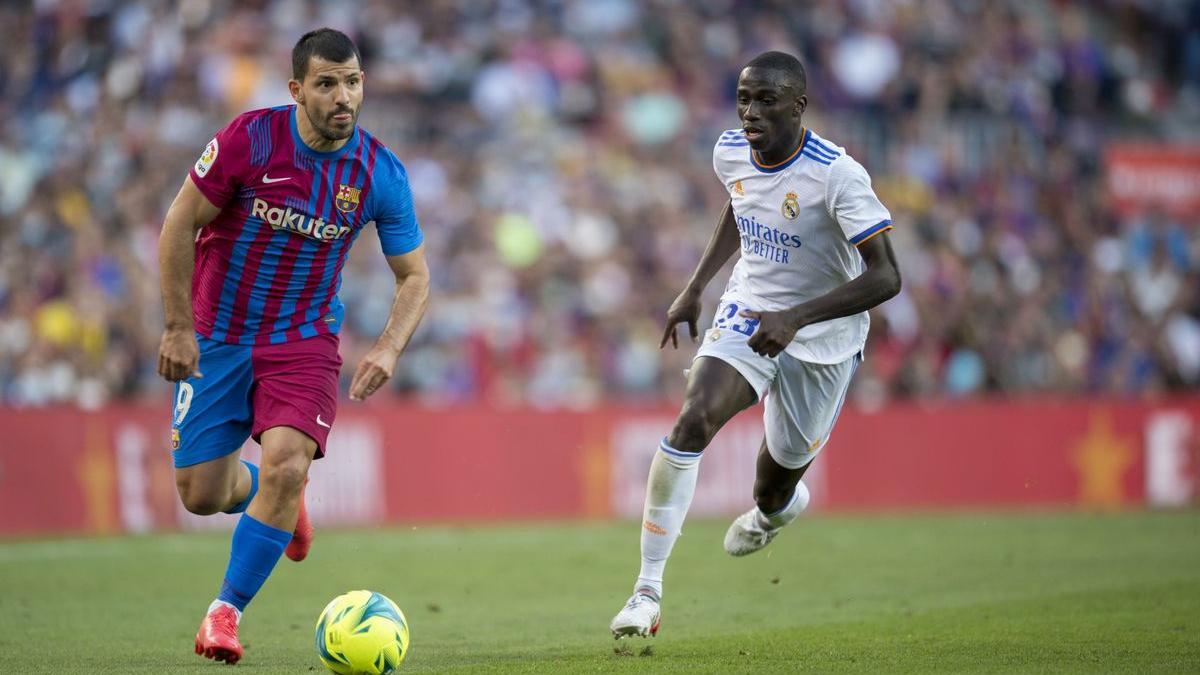 Pessimisme al Barça amb el retorn al futbol d&#039;Agüero