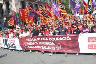 El sindicalisme reclama “menys jornada laboral i millors salaris” en un Primer de Maig marcat pel 12-M