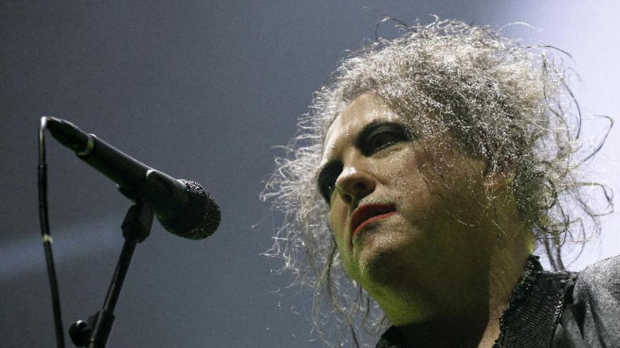 Robert Smith, vocalista de The Cure.