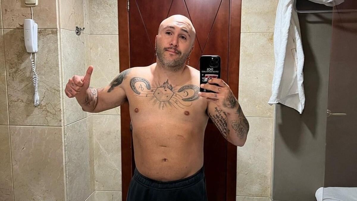 Kiko Rivera acalla los rumores de su cambio a golpe de foto sin camiseta