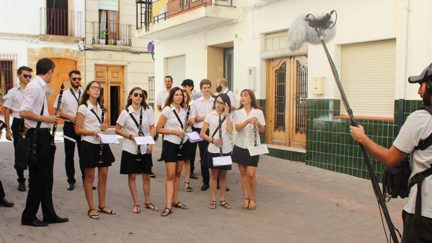 Ruedan para «Rural Cops» una procesión en Benitatxell