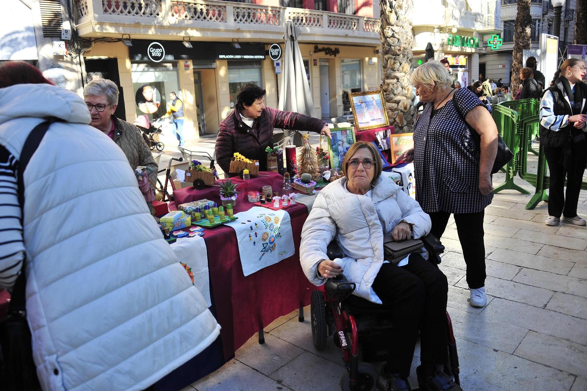 Mercadillo del Dia de la Discapacidad en la Glorieta