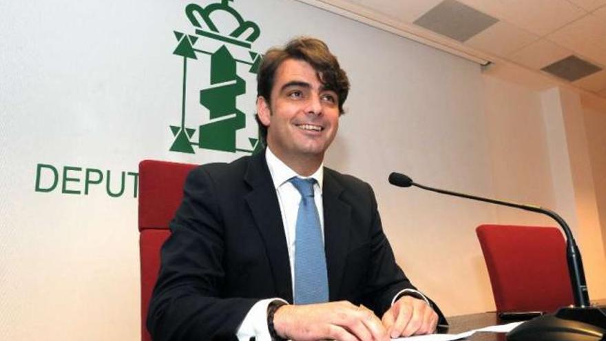 El presidente de la Diputación, Diego Calvo, ayer. / la opinión