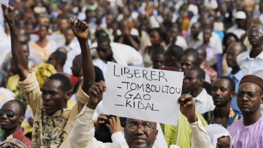 Los rebeldes tuareg liberan a 150 soldados malienses