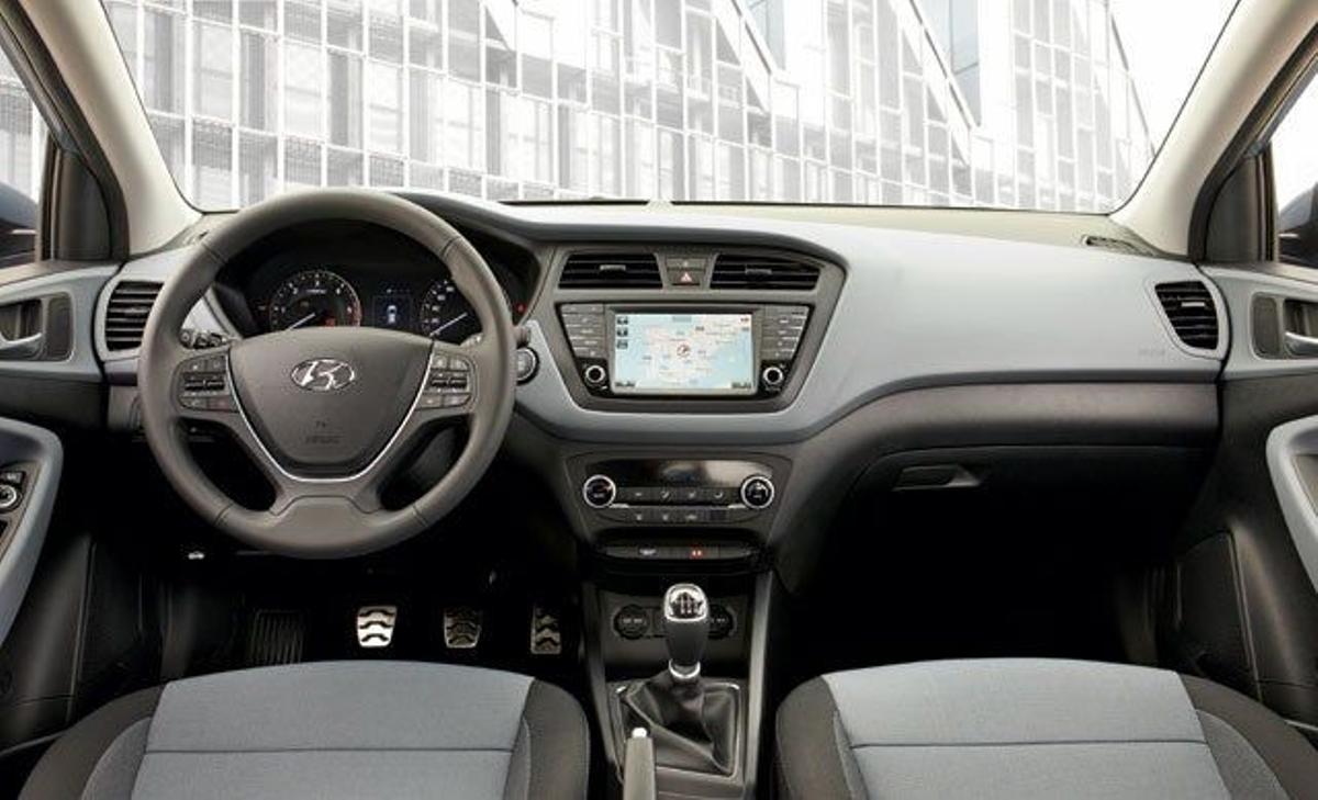 Hyundai i20 Active, interior