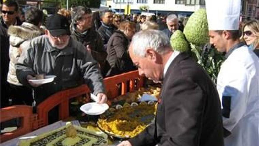 Masiva afluencia de público en la Fiesta de la Alcachofa