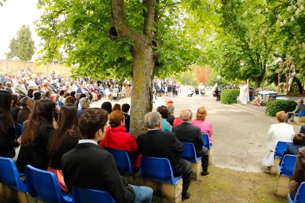 Villaescusa honra a la Virgen del Olmo