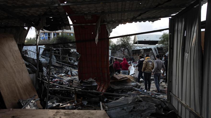 Mueren cinco palestinos tras un ataque aéreo israelí en el sur de Gaza