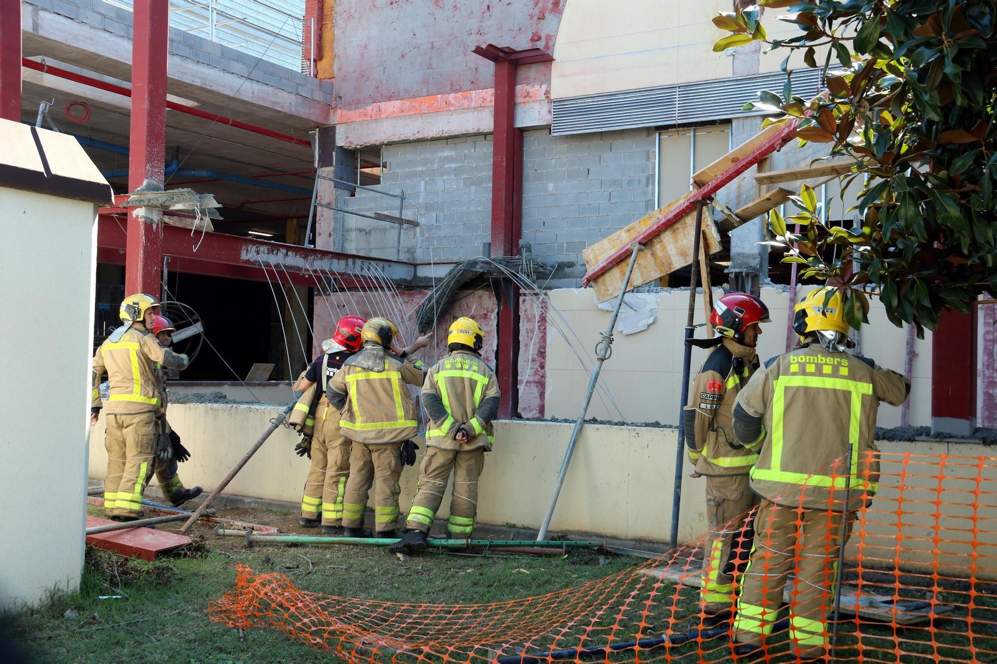 Tres ferits en ensorrar-se una bastida a l'Espai Gironès