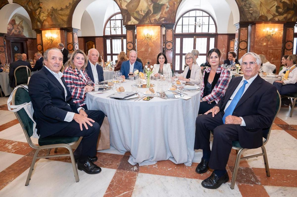 Encuentro del Foro Canarias con Carolina Darias