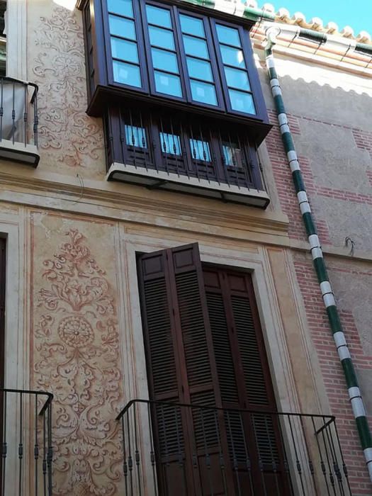 'Cinco bolas' de Simón Flynn, 'Casa del Obispo' de Nina Rodríguez y 'Torre de San Felipe' de Feliciano Ruy, ganadoras del Concurso Fotográfico'Pinturas Murales Barrocas" de Málaga Monumental