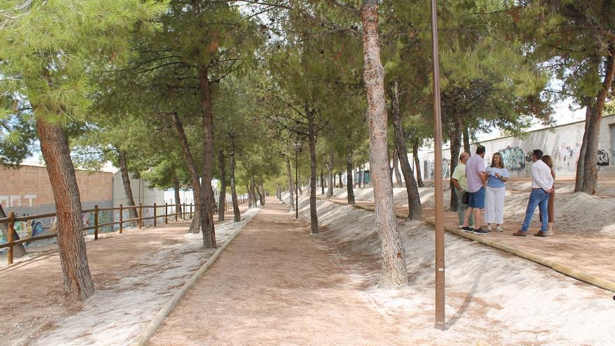 El Ayuntamiento de Baena inaugura un parque biosaludable en Quiebracostillas