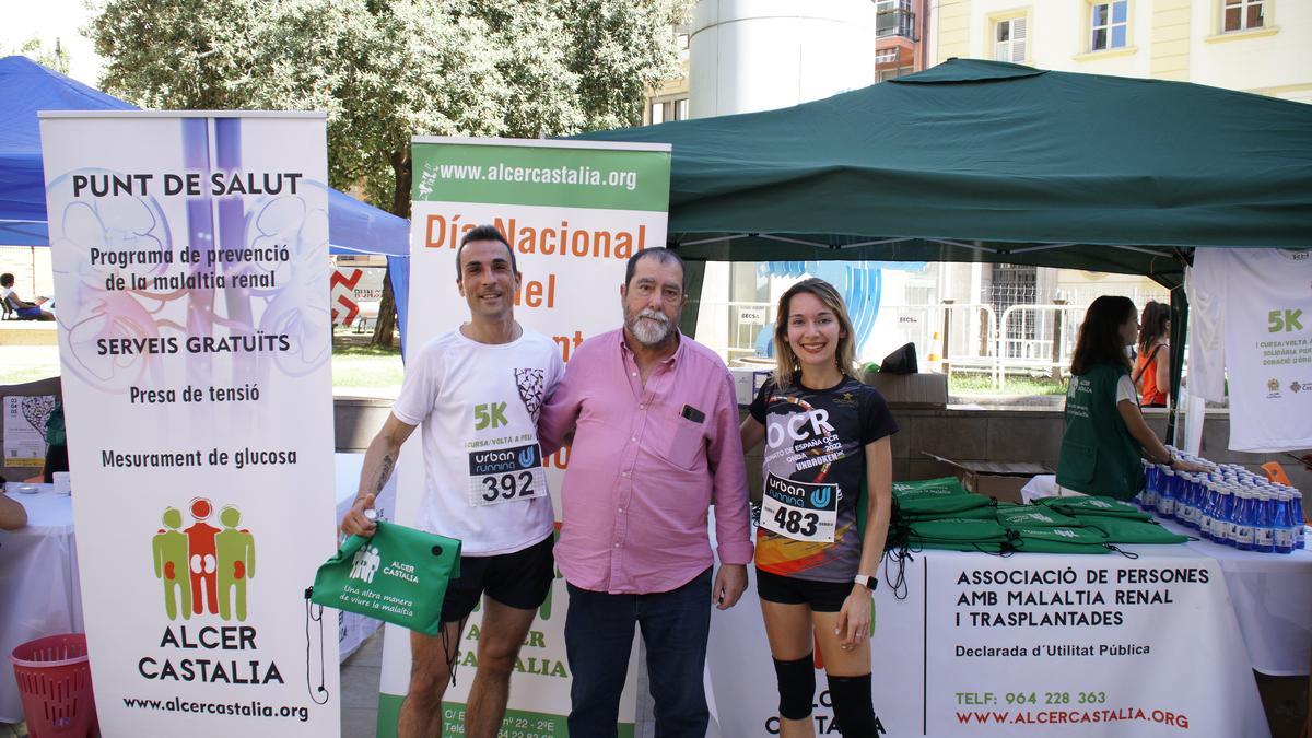 Ganadores de la carrera solidaria por la donación de órganos organizada por Alcer Castalia en Castelló este domingo.