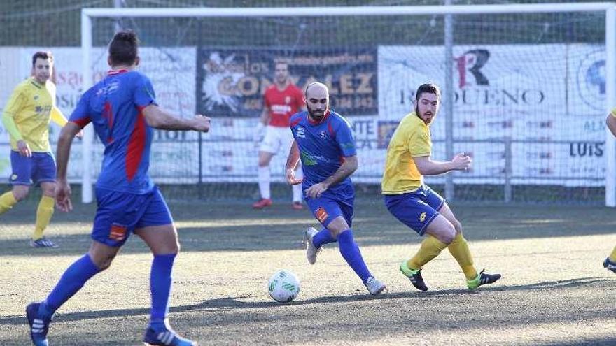 Un lance de un partido del Barbadás. // Iñaki Osorio