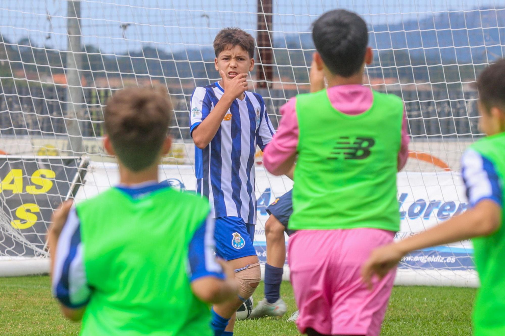 El Porto se lleva el primer título de Arousa Fútbol 7 a Portugal
