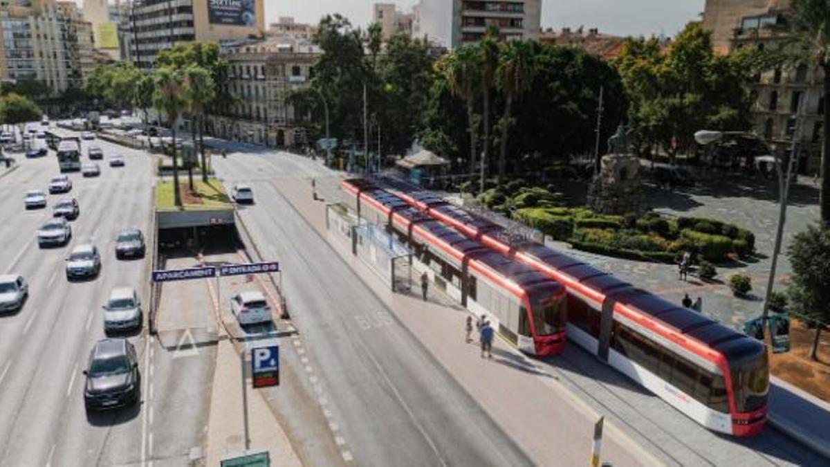 Imagen del arranque de la línea del tranvía al aeropuerto en la plaza de España.