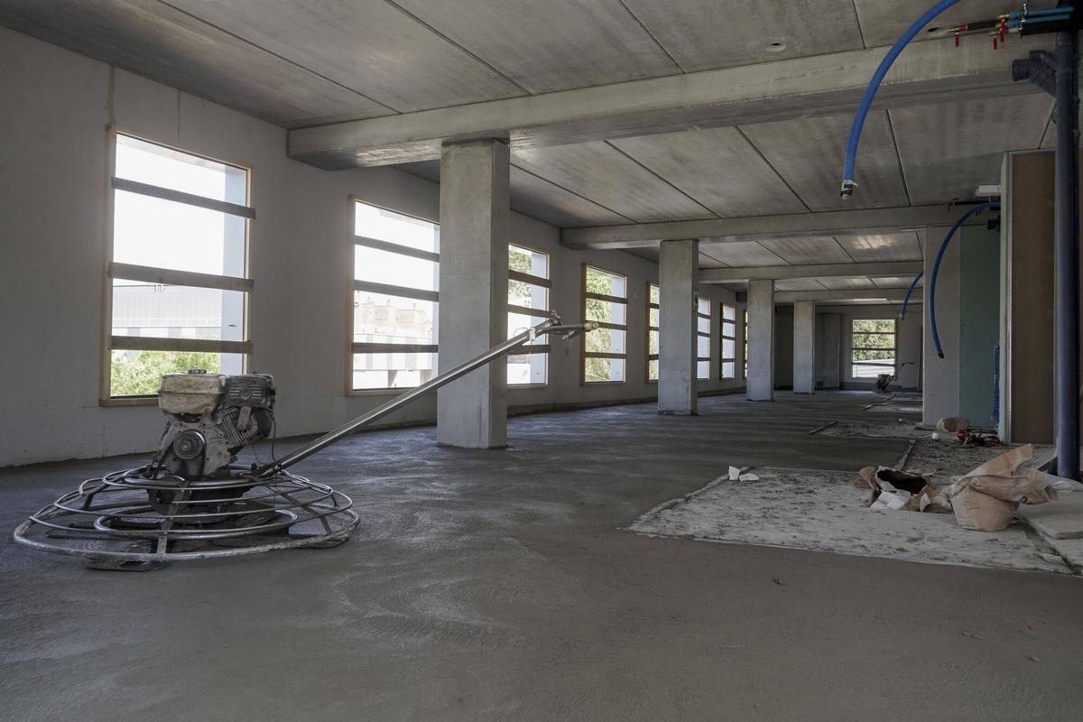 Visita a les obres de l'edifici d'habitatge cooperatiu en cessió d'ús de Manresa, La Bertrana
