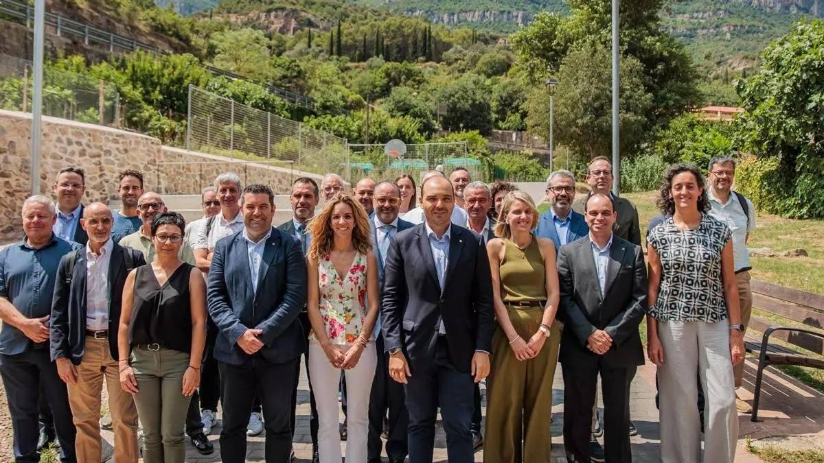 Imatge del dia que la Generalitat, les operadores i els ajuntaments van posar en marxa el Protocol TelcoCat