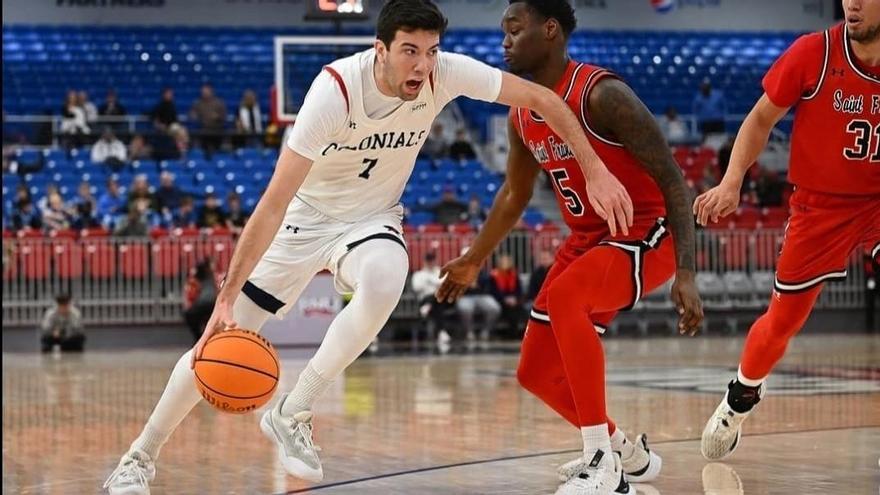 El excanterano del Unicaja brilla con luz propia en la elite del baloncesto universitario de EEUU.