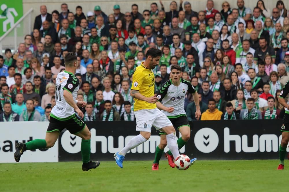 El Atlético Baleares sobrevive con nueve en El Sardinero