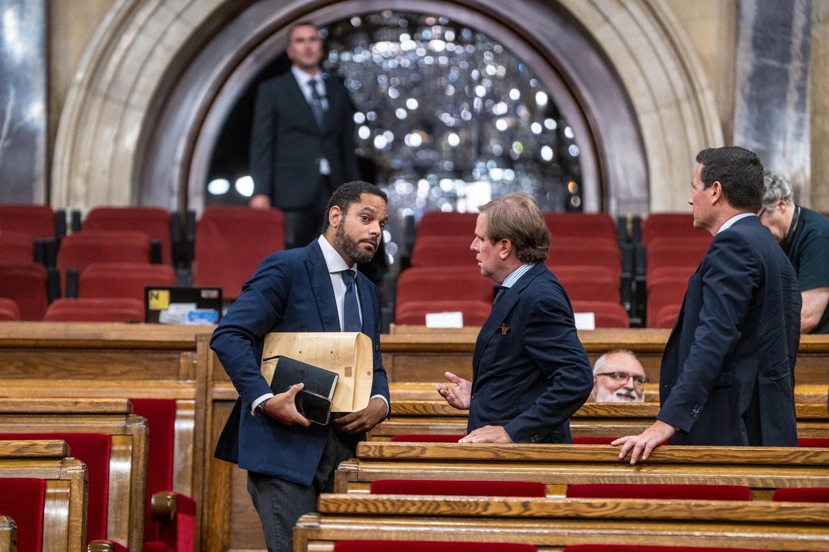 Pleno en el Parlament para la investidura de Salvador Illa