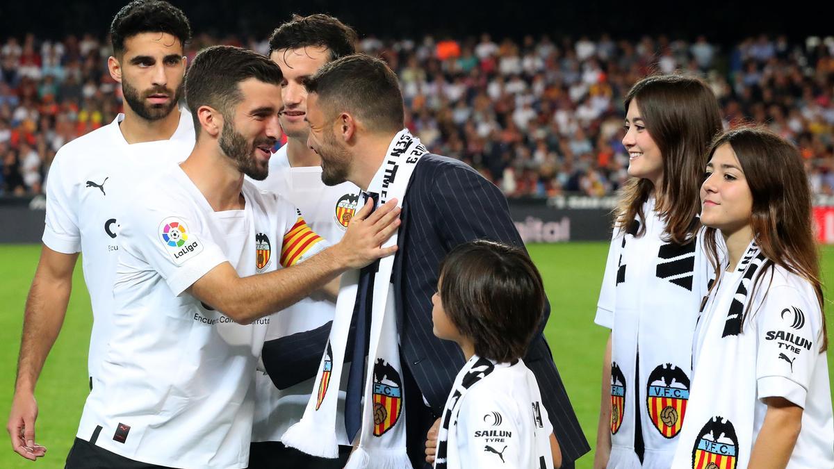 Gayà ha alcanzado los 300 partidos oficiales con el Valencia CF